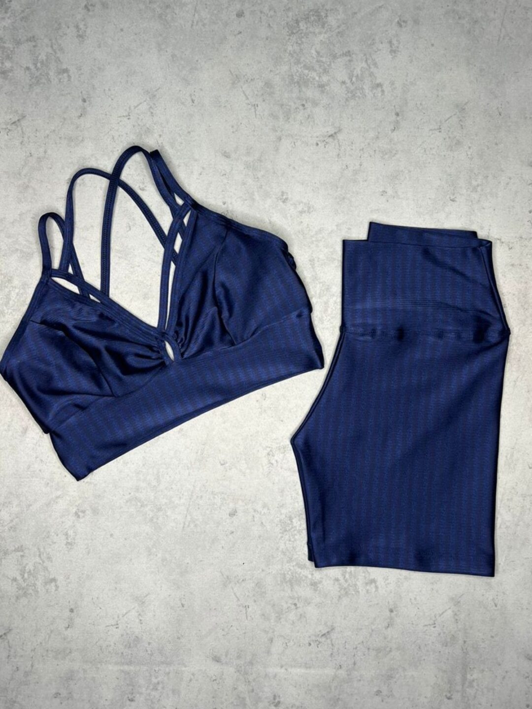 Bermuda Básica G Cirrê + Top Camila - Azul Marinho