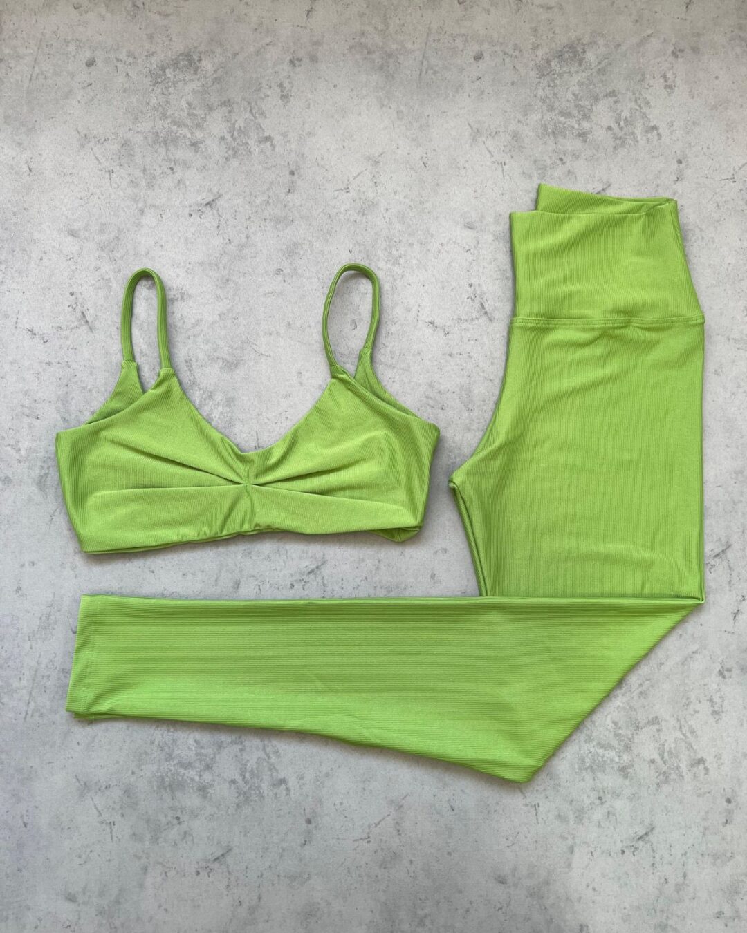Legging Básica + Top Lívia - Compressão Verde Botânico