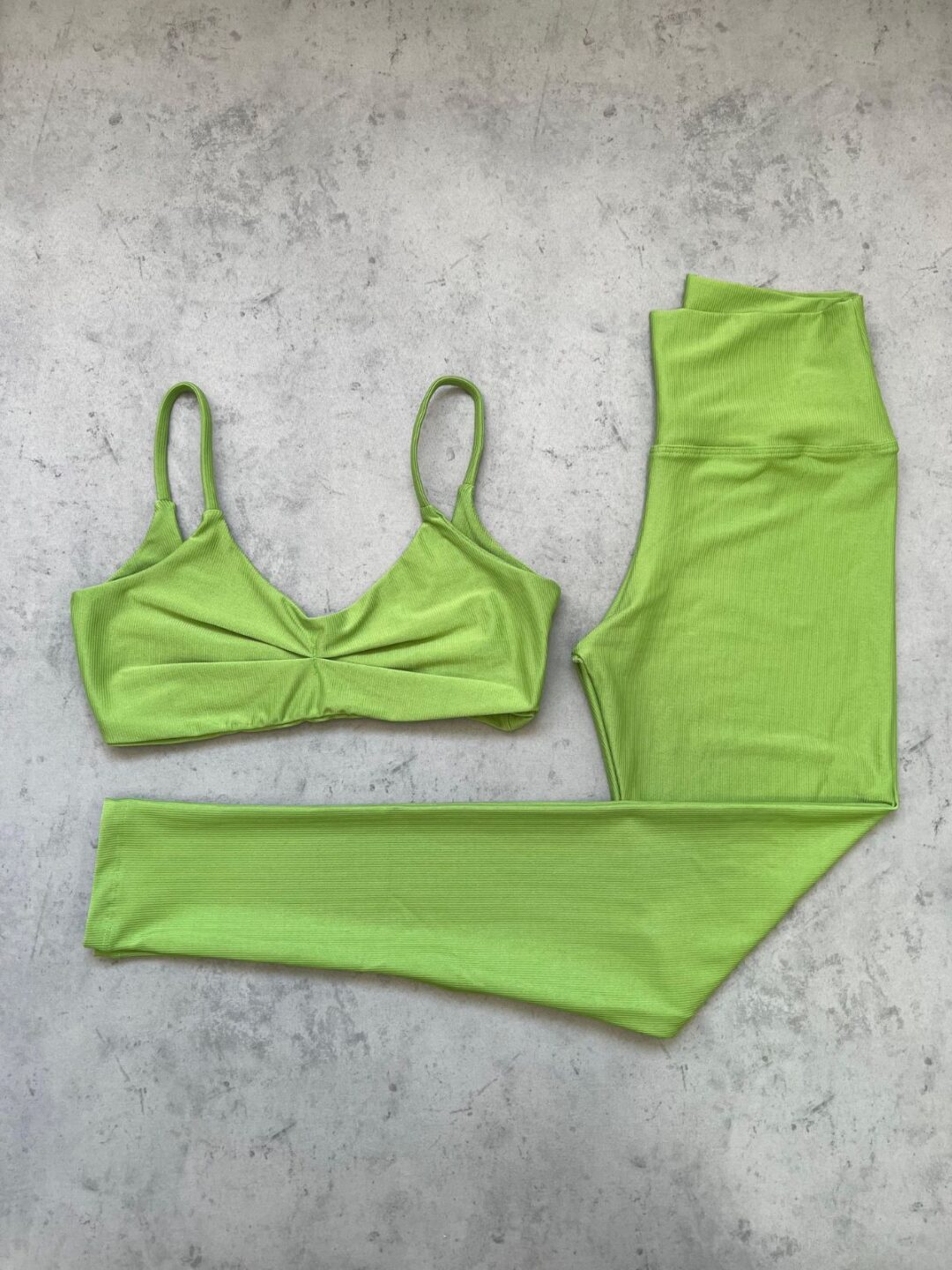 Legging Básica + Top Lívia - Compressão Verde Botânico