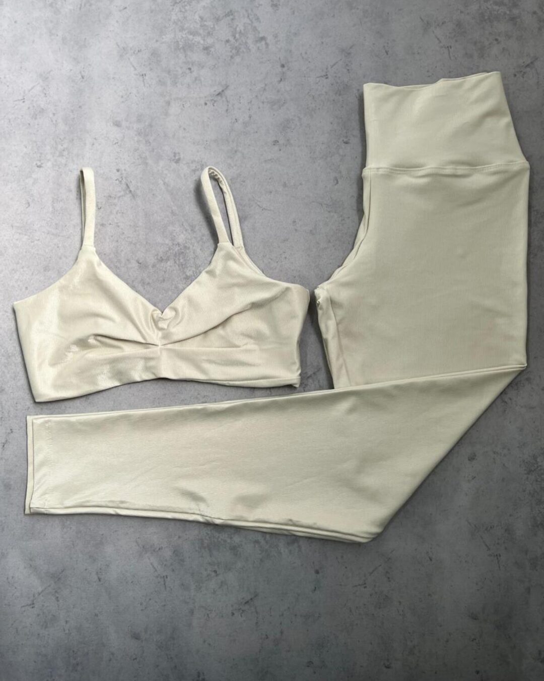 Legging Básica + Top Lívia - Compressão Off White