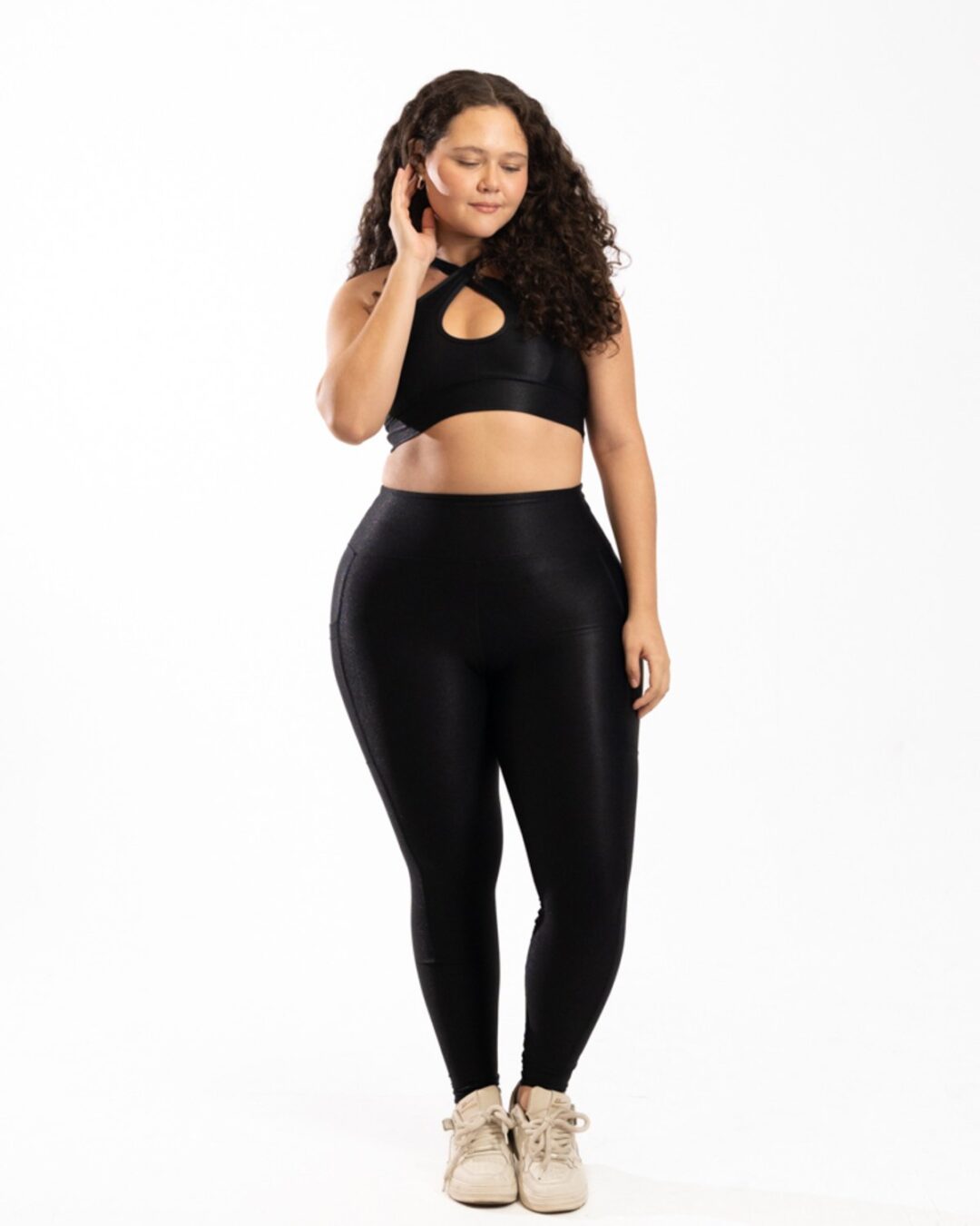 Legging c/ Bolso + Top 3 em 1 - Compressão Preto - G