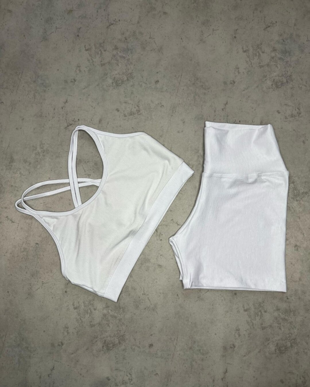 Short Básico + Top Luna – Compressão Branco