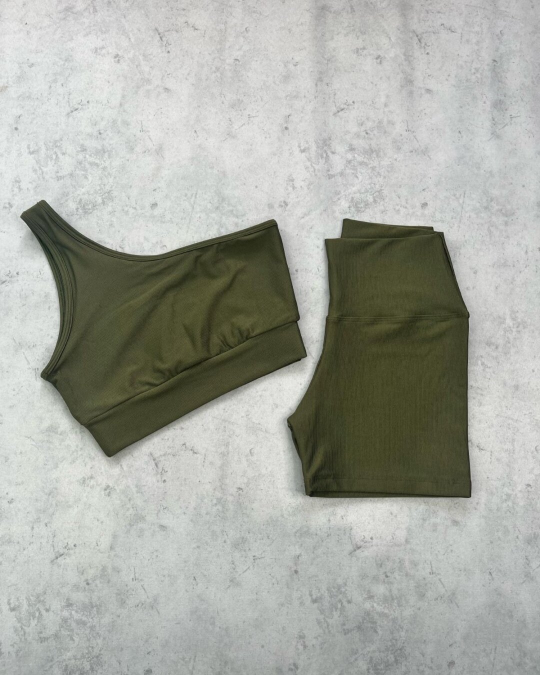 Short Básico + Top Sophia – Compressão Verde Musgo