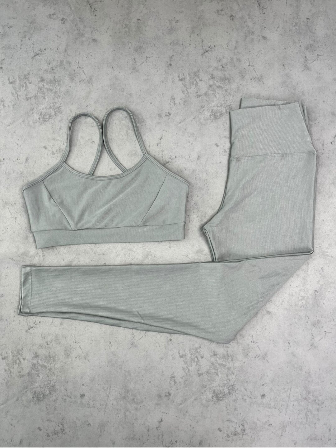Legging Básica + Top Manu - Compressão Prata Lunar