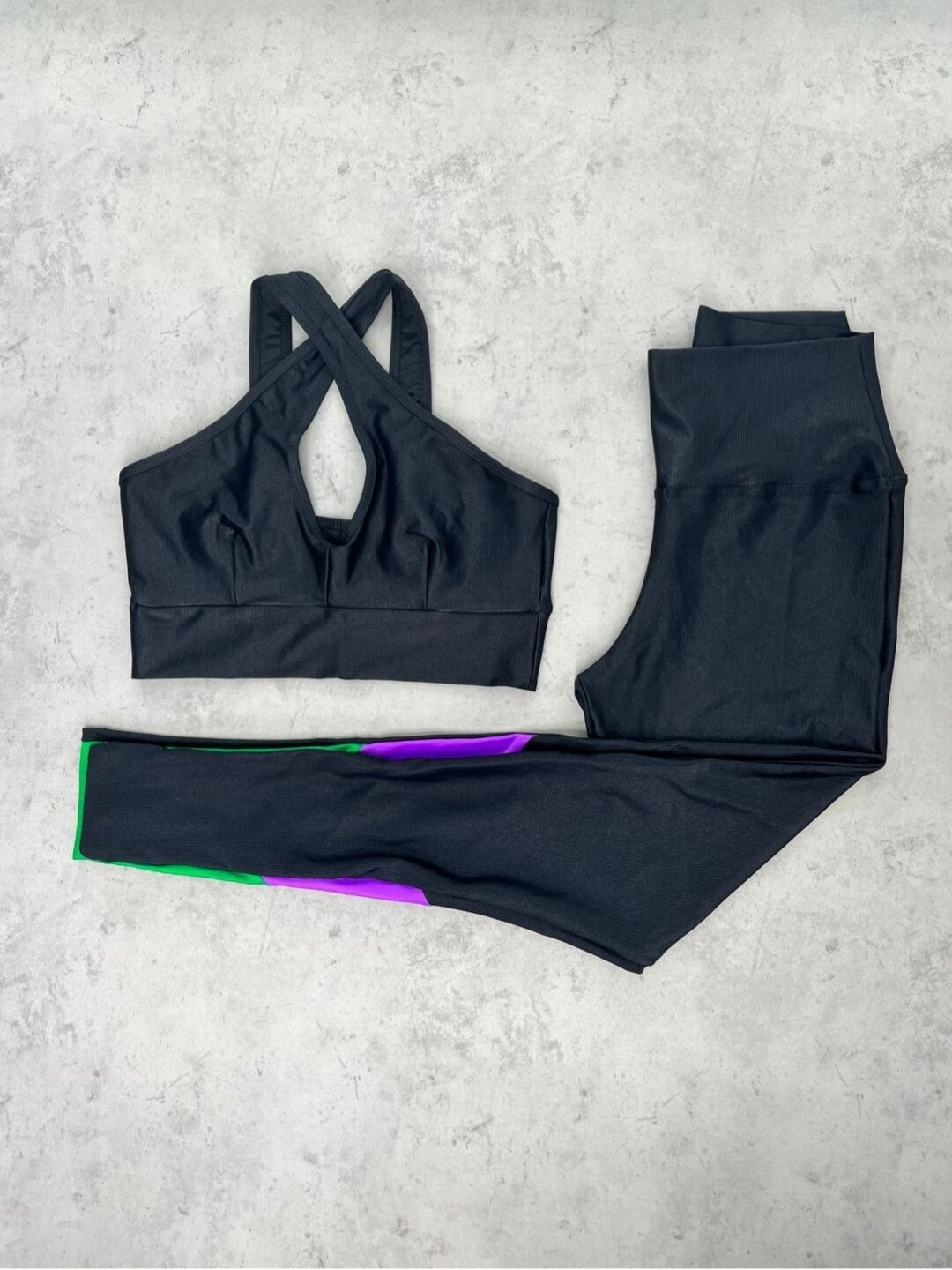 Legging Anna + Top 3 em 1 - Compressão Preto/Violeta/Verde Primavera