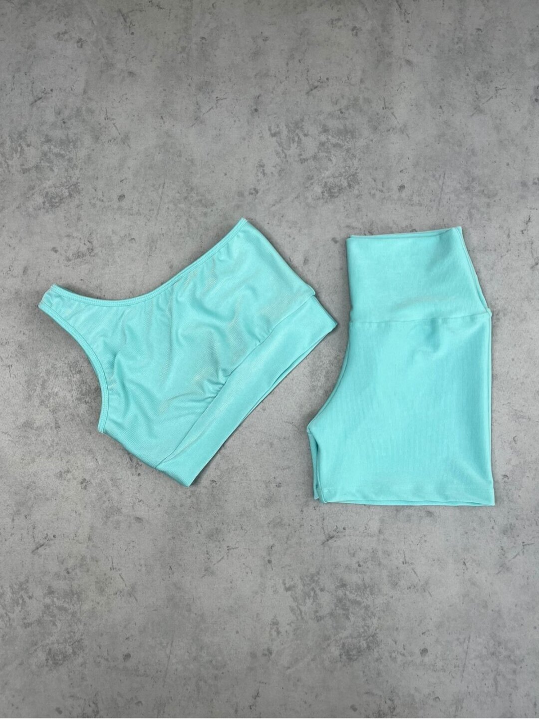 Short Básico + Top Sophia – Compressão Frozen