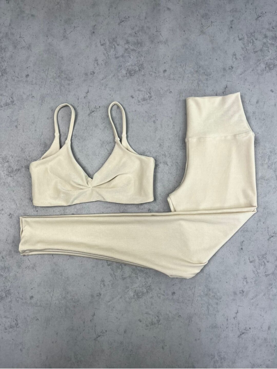 Legging Básica + Top Lívia - Compressão Palha