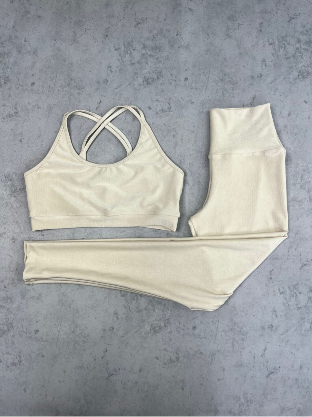 Legging Básica + Top Luna – Compressão Palha