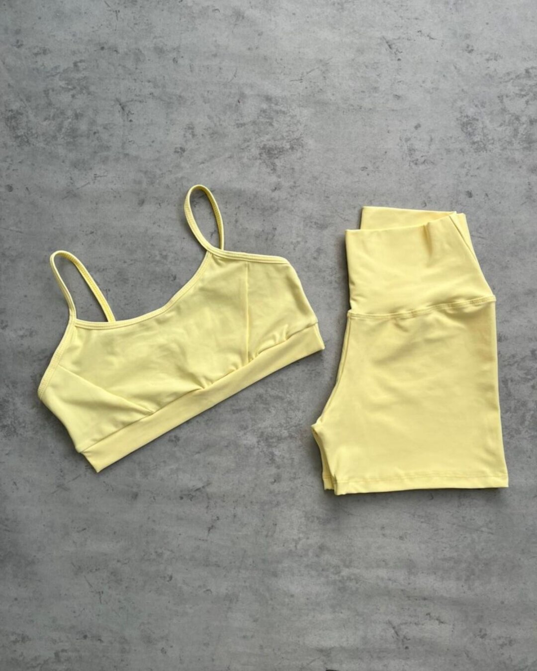 Short Básico + Top Manu - Light Amarelo Candy