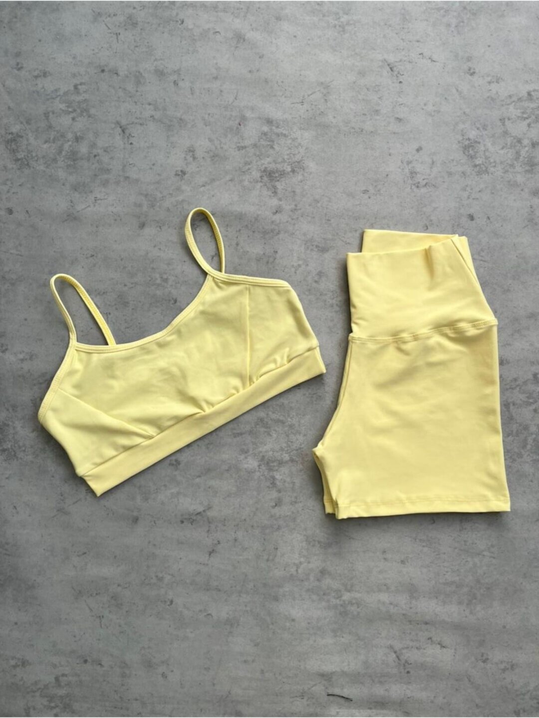 Short Básico + Top Manu - Light Amarelo Candy