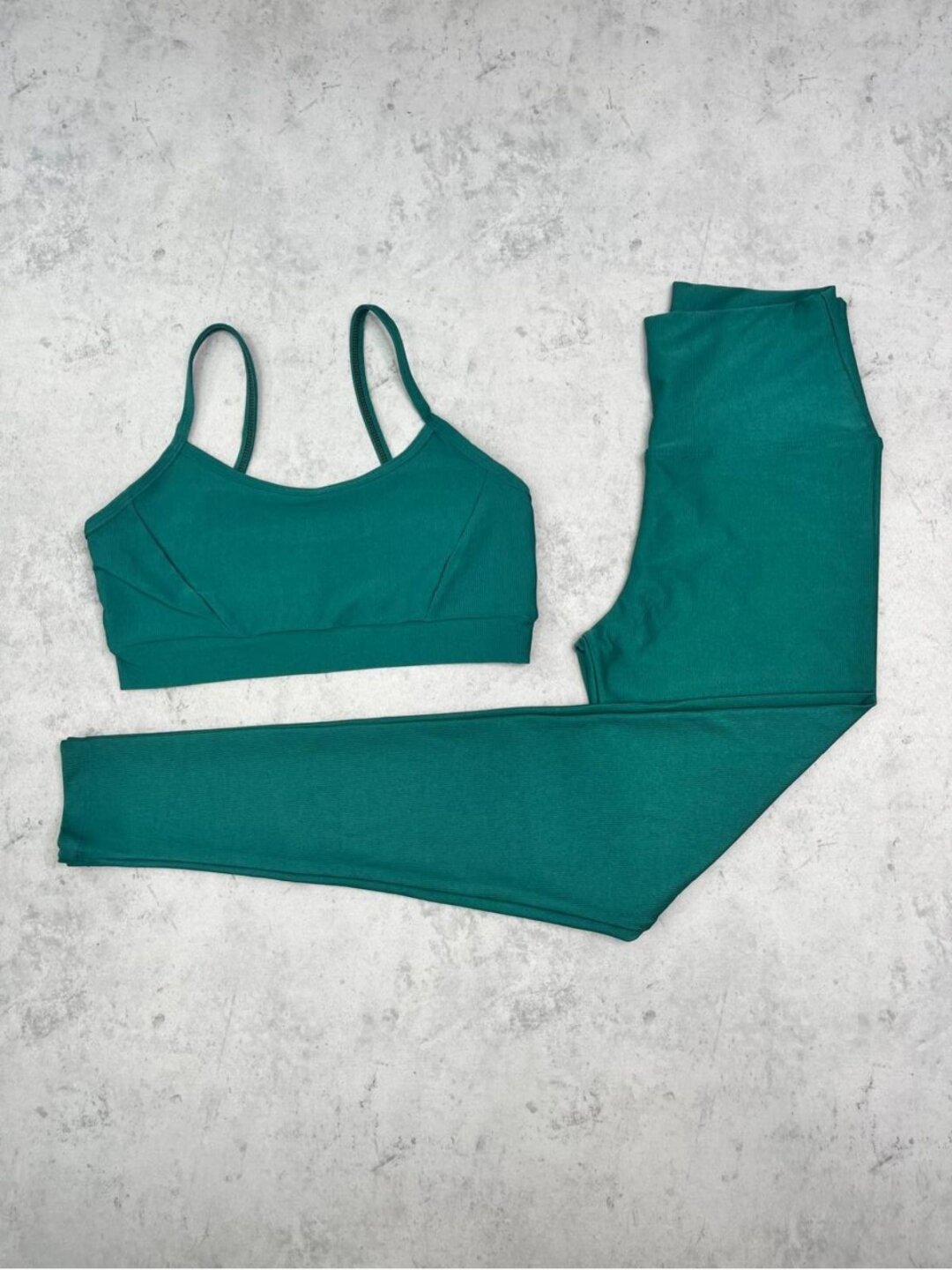 Legging Básica + Top Manu – Compressão Verde Selva