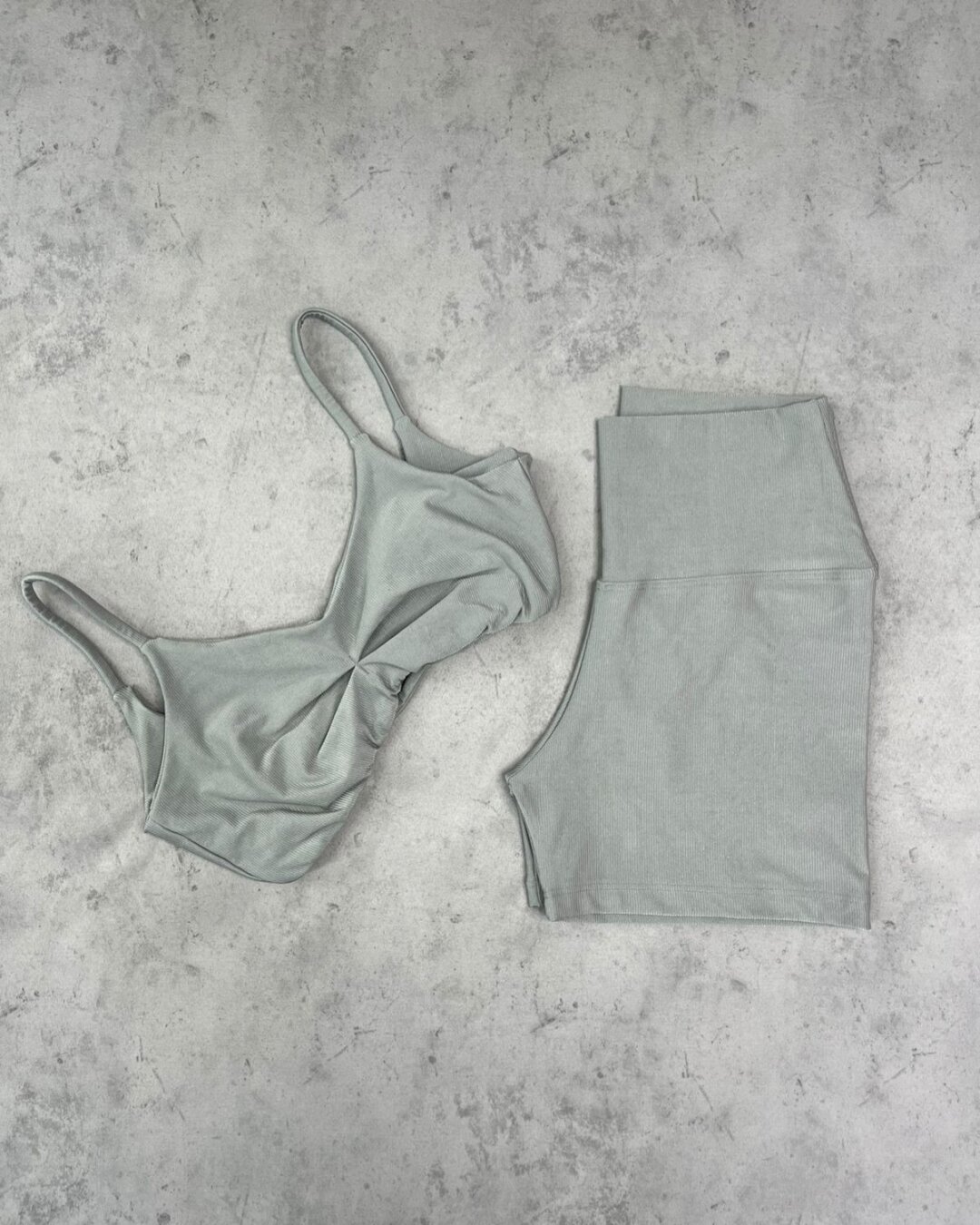 Short Básico+ Top Lívia - Compressão Prata Lunar