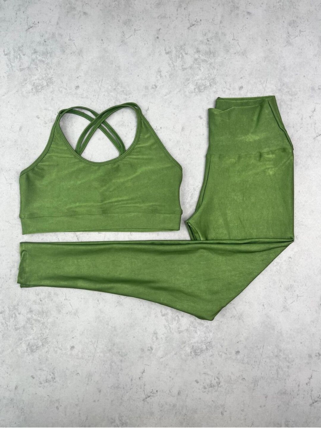 Legging Básica + Top Luna – Compressão Verde Oliva