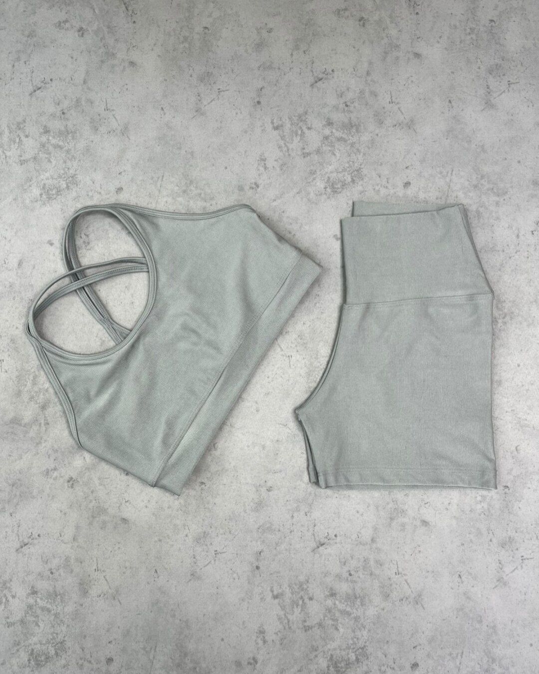 Short Básico + Top Luna - Compressão Prata Lunar