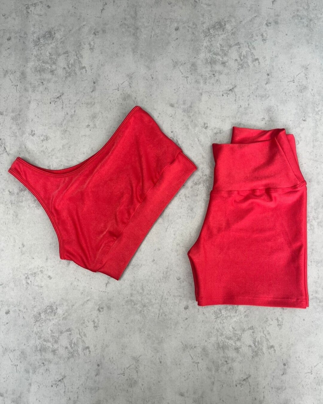 Short Básico + Top Sophia – Compressão Amaranto