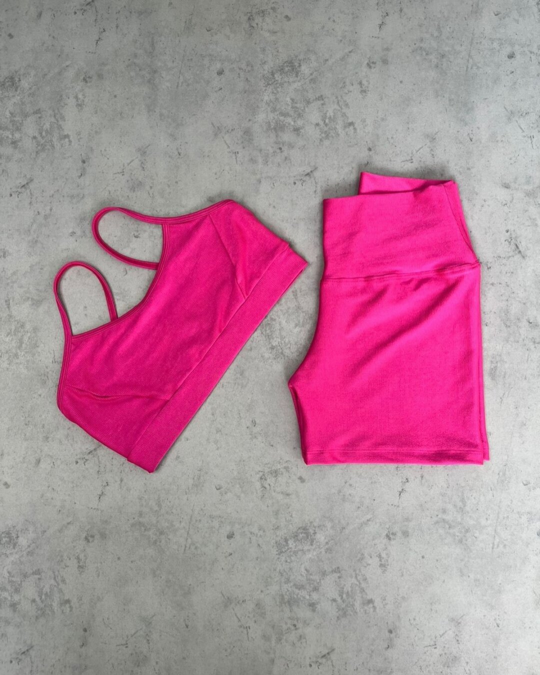 Short Básico + Top Manu – Compressão Hot Pink