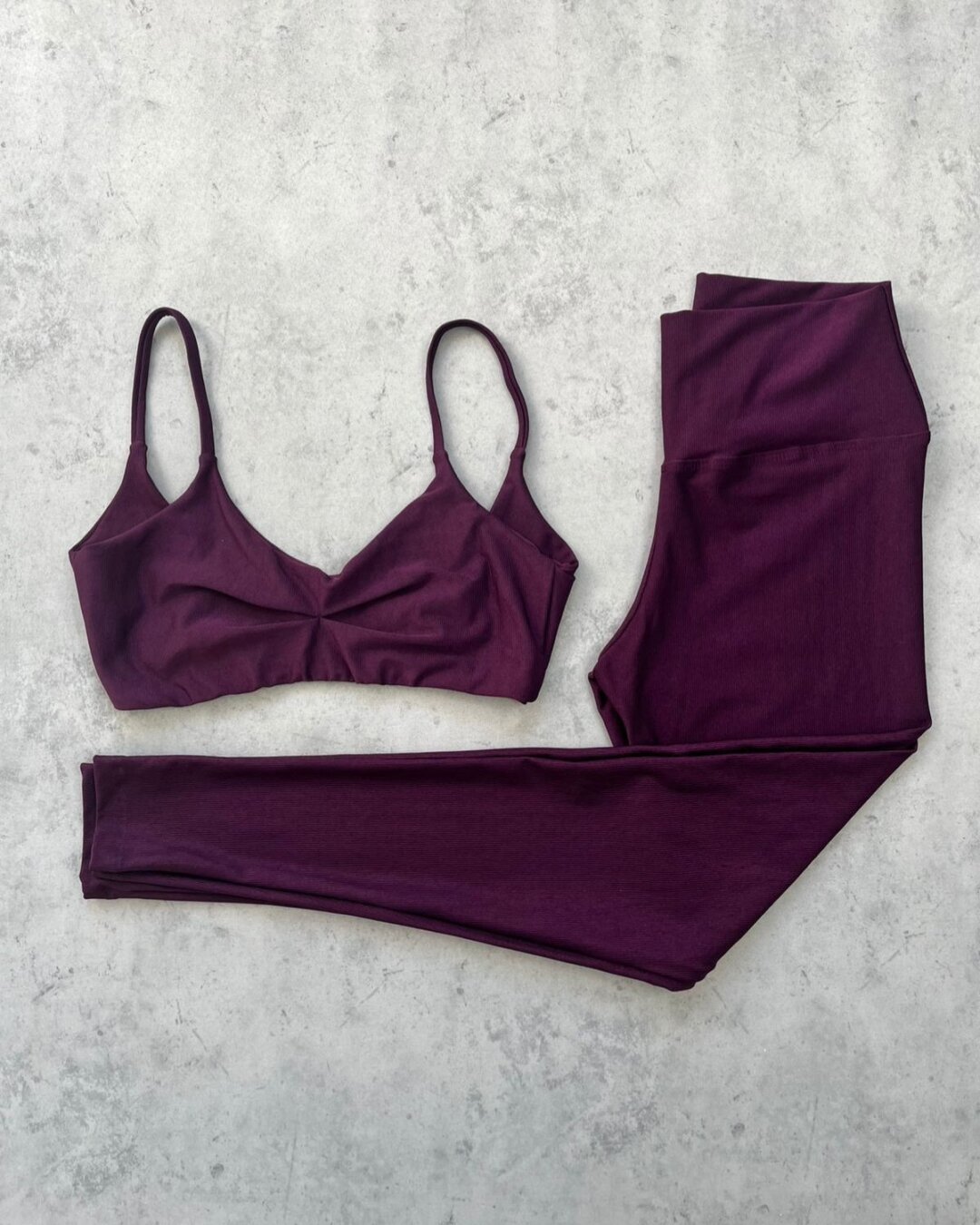 Legging Básica + Top Lívia - Compressão Ameixa
