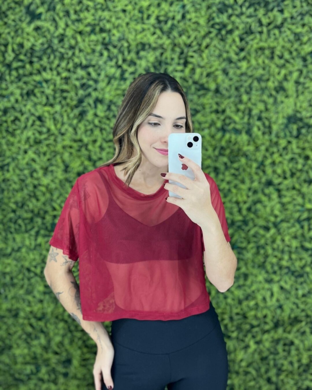 Cropped de Tule - Cereja - Único