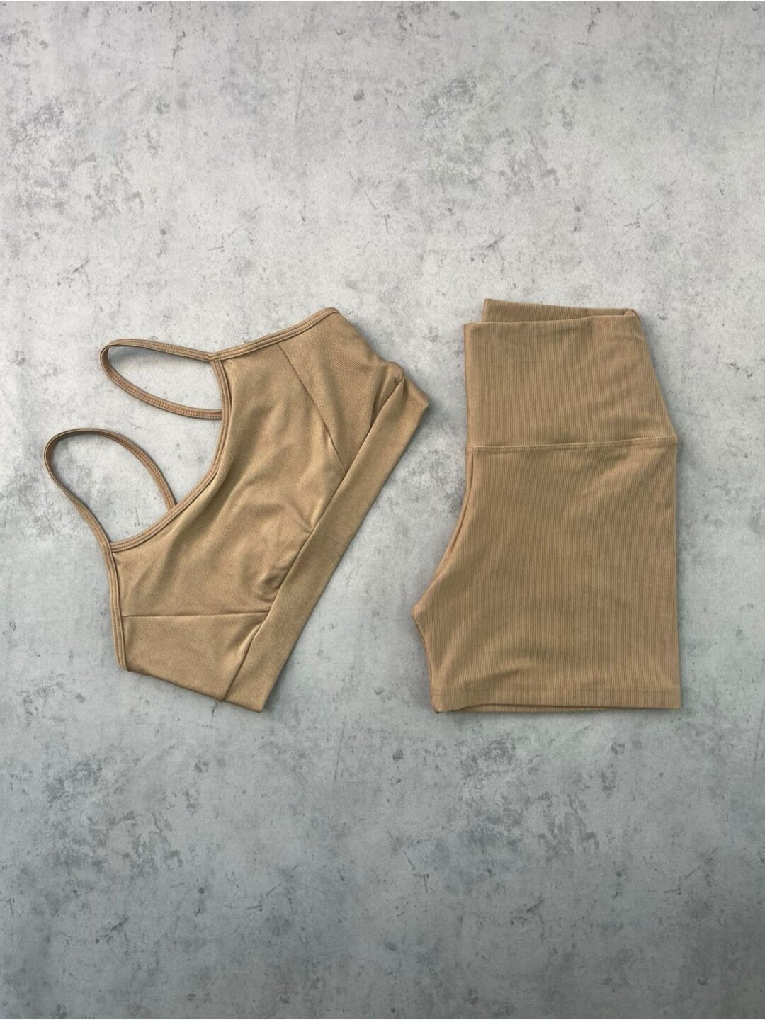 Short Básico + Top Manu – Compressão Nude