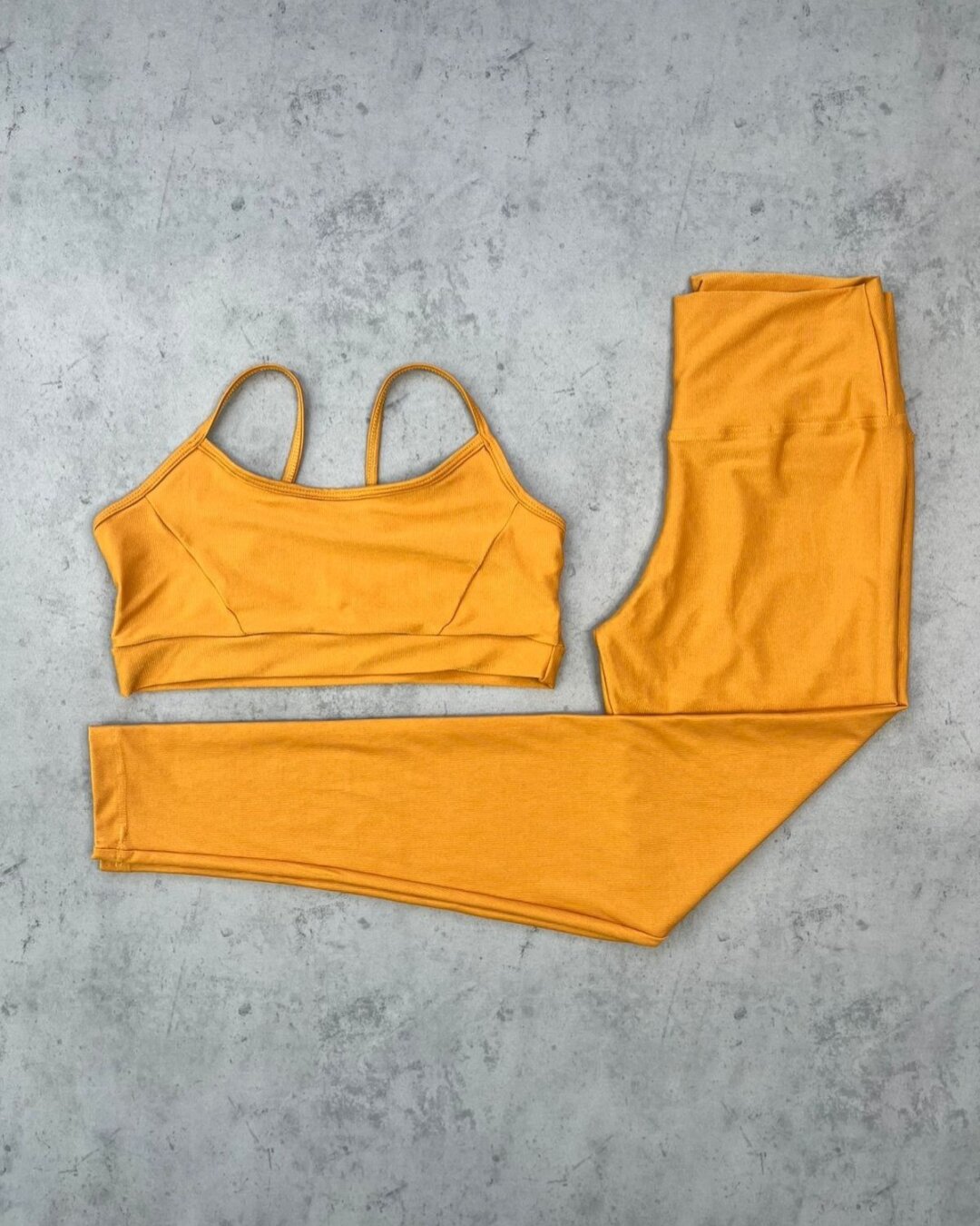 Legging Básica + Top Manu – Compressão Mel