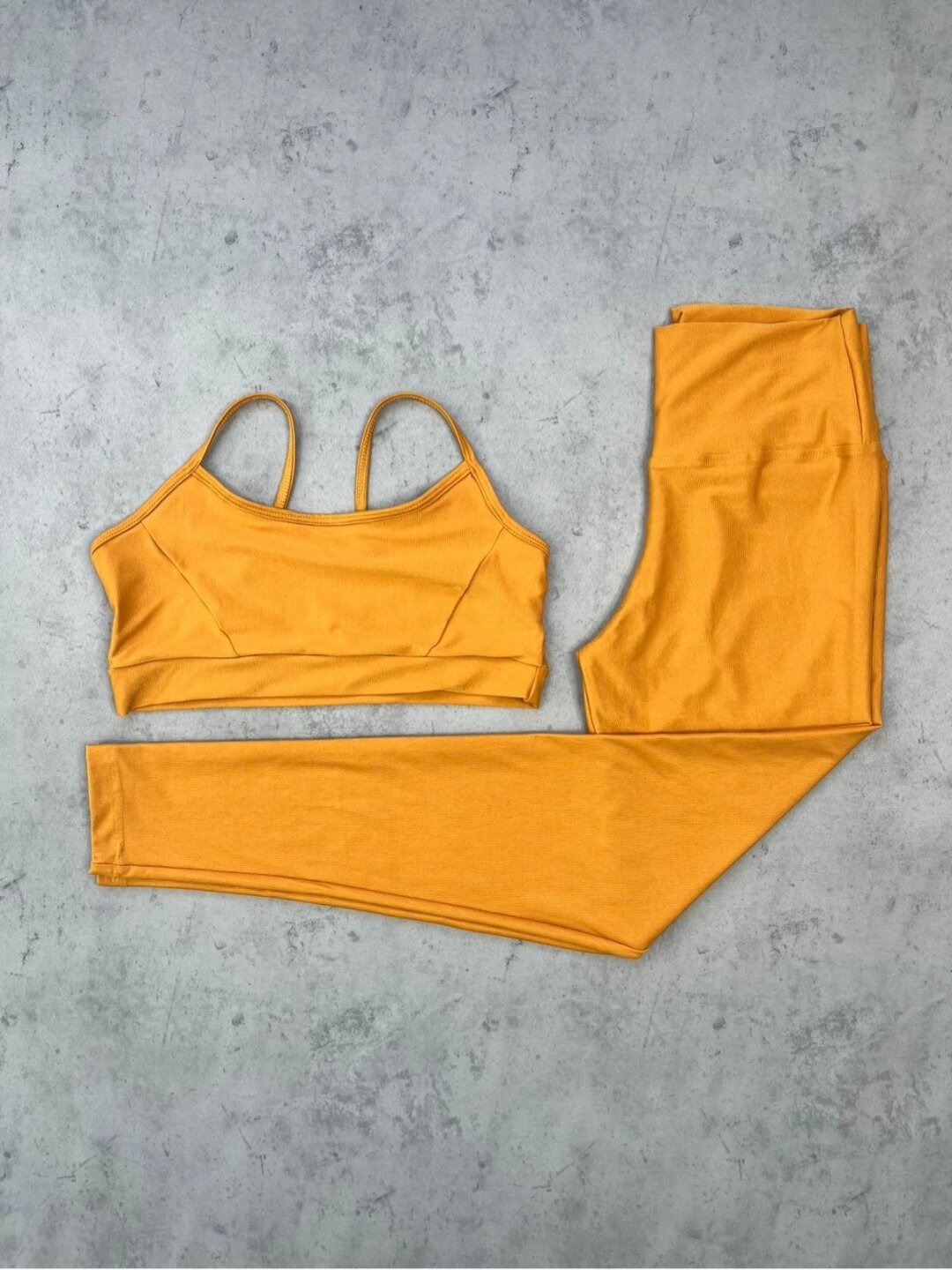 Legging Básica + Top Manu – Compressão Mel