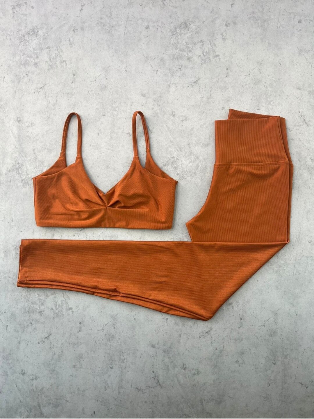 Legging Básica + Top Lívia - Compressão Terra