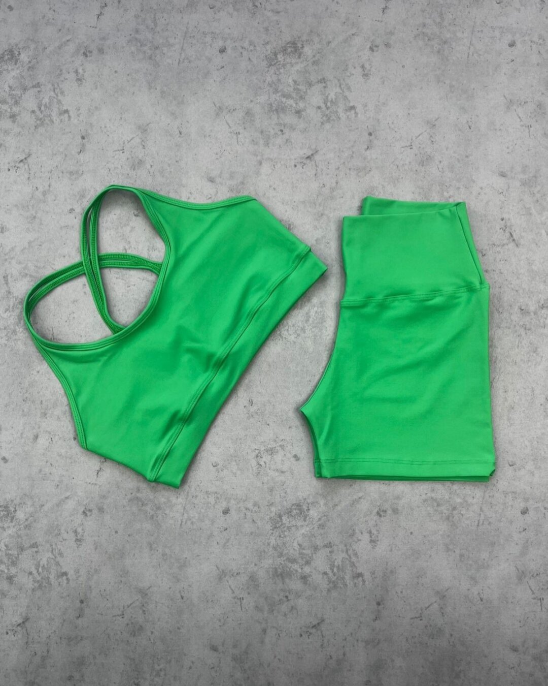 Short Básico + Top Luna - Light Green Flash