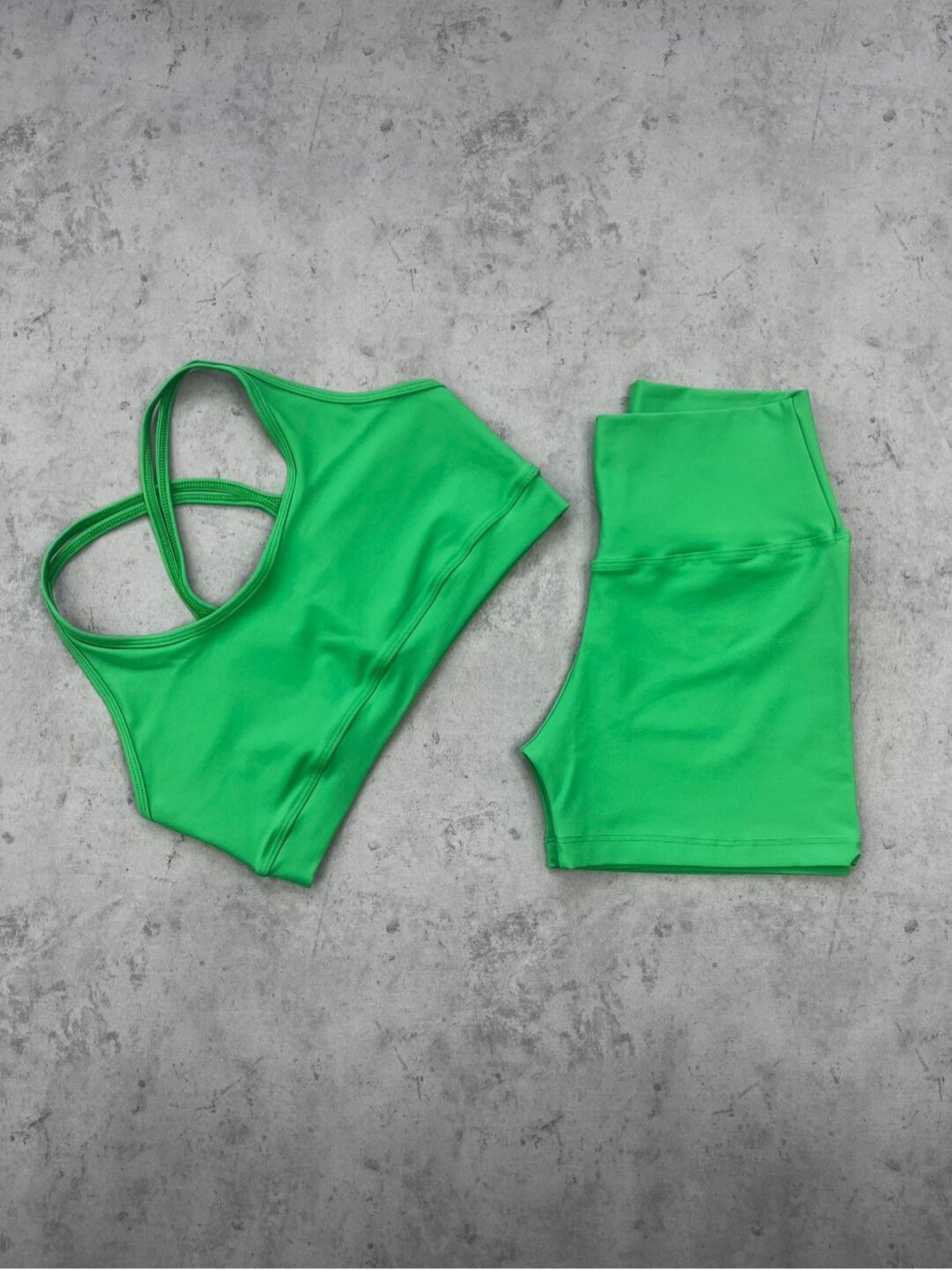 Short Básico + Top Luna - Light Green Flash