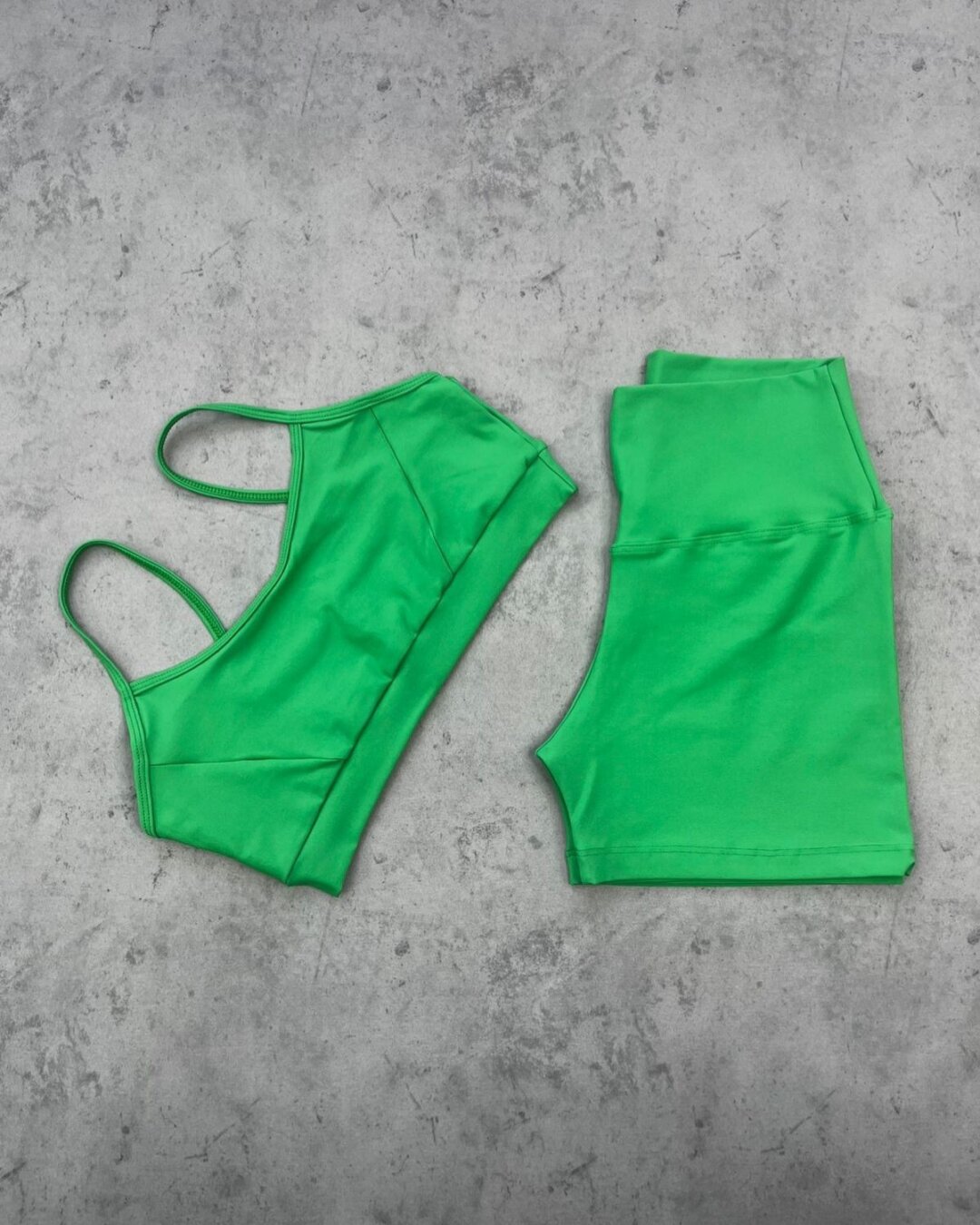 Short Básico + Top Manu - Light Green Flash