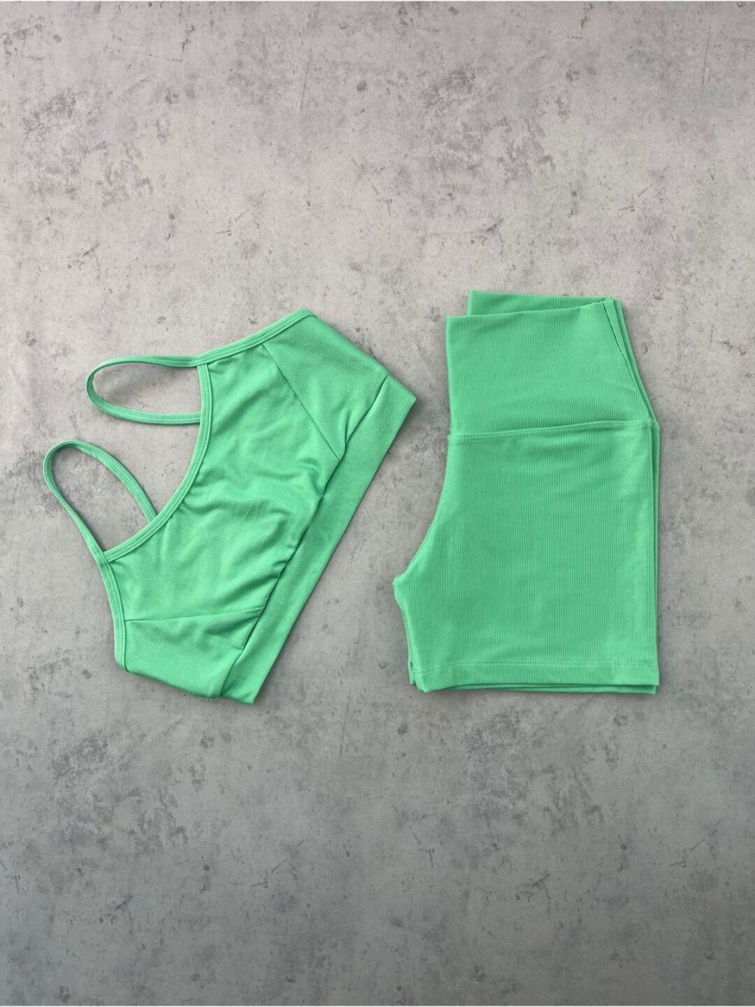 Short Básico + Top Manu – Compressão Verde Erva Doce