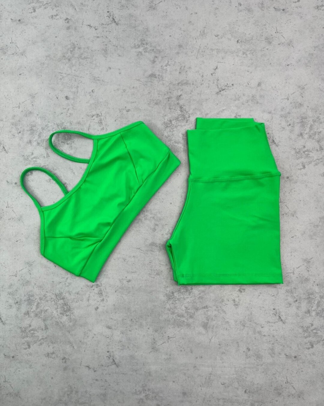 Short Básico + Top Manu - Light Green Flash