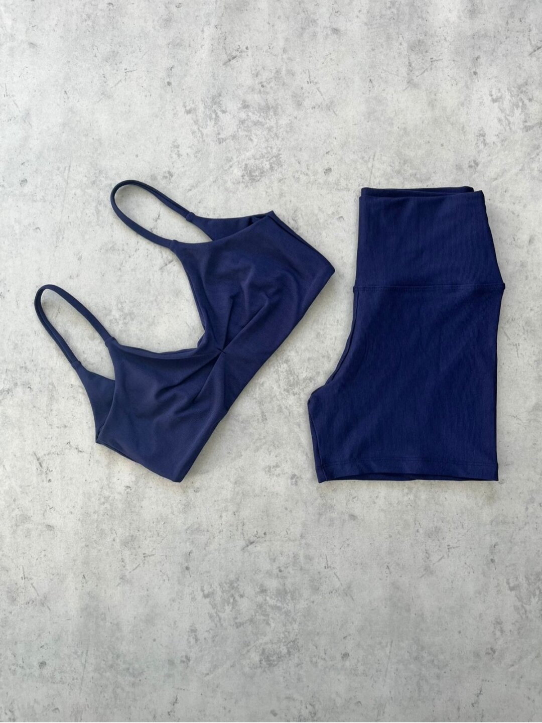 Short Básico + Top Lívia - Compressão Petúnia Azul
