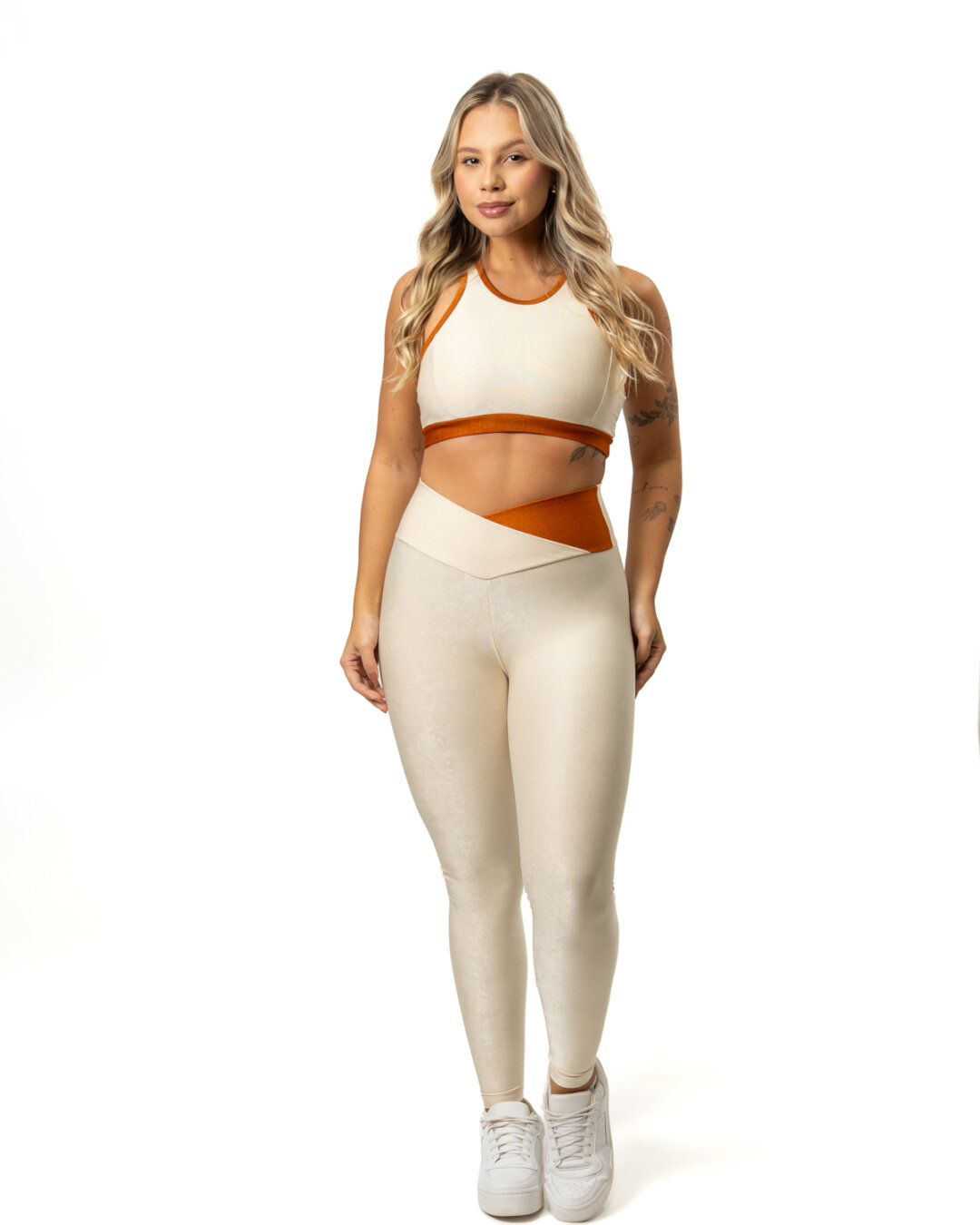 Legging Bicolor Cós Cruzado + Top Aline – Compressão Off White/Ferrugem
