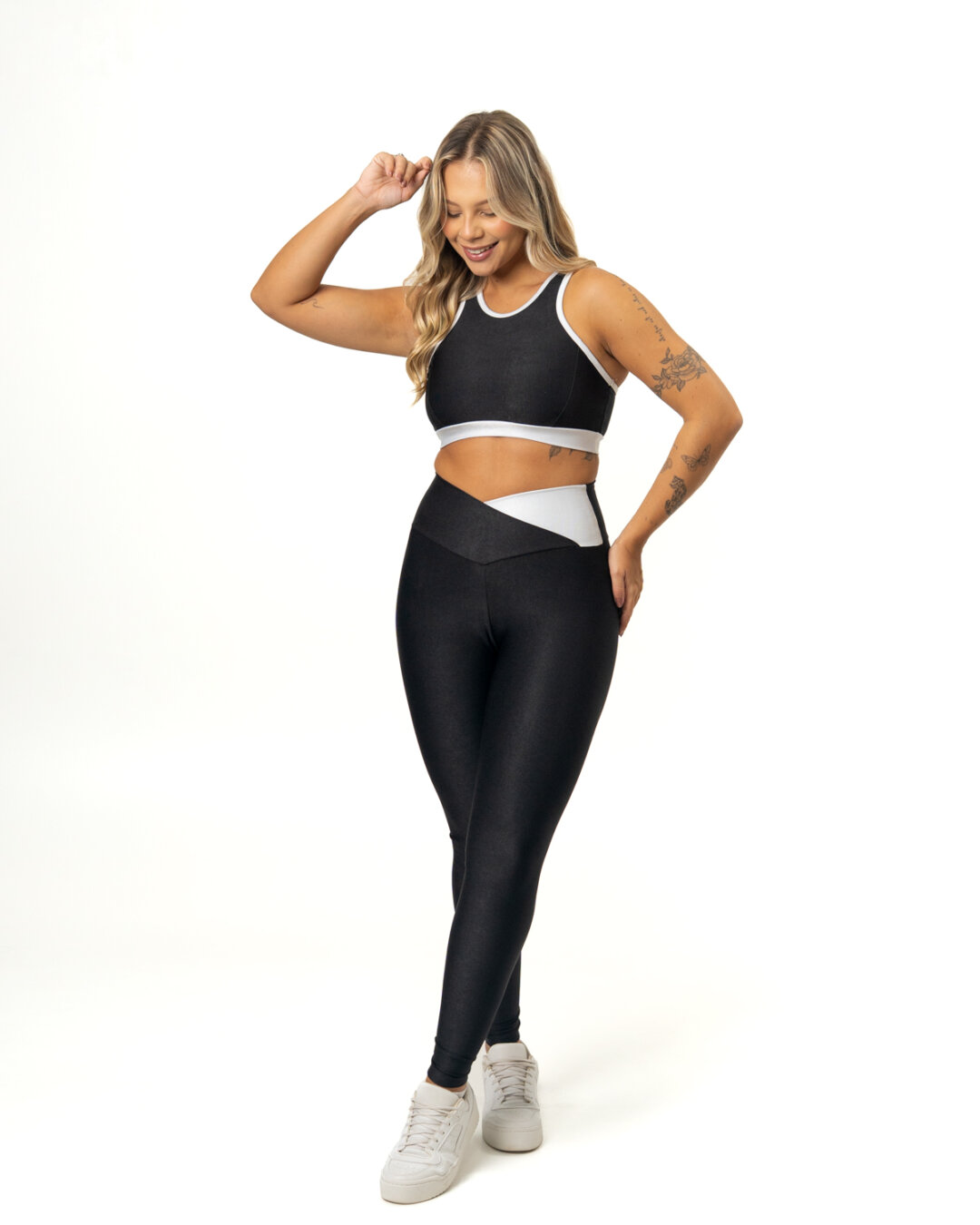 Legging Bicolor Cós Cruzado + Top Aline – Compressão Preto/Branco - M