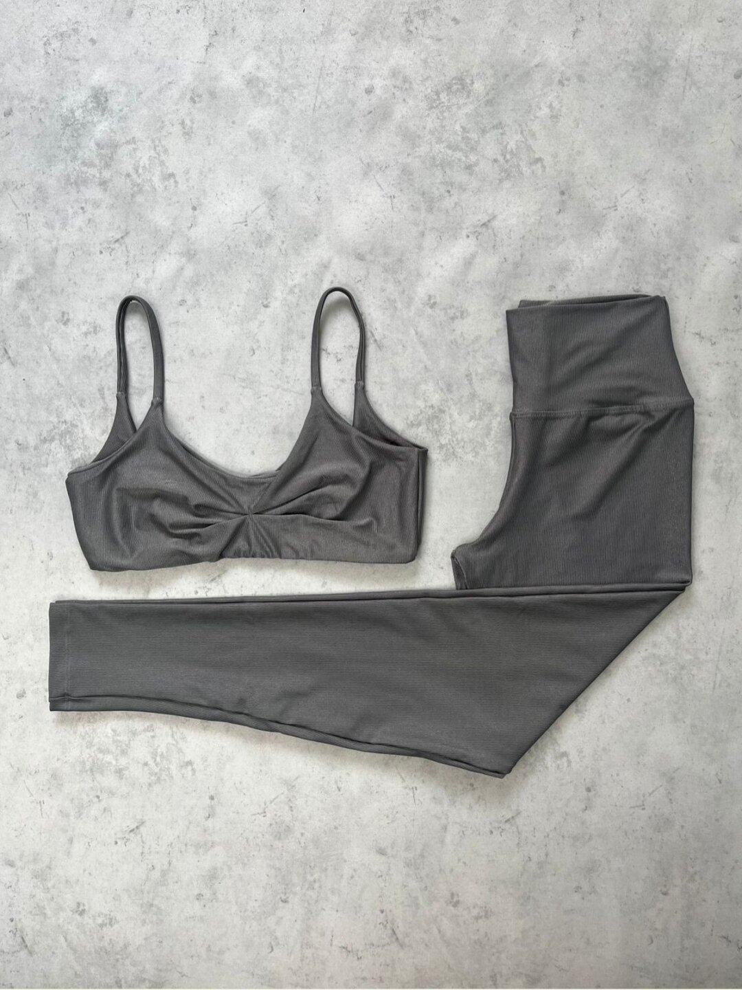 Legging Básica + Top Lívia - Compressão Cinza Ônix