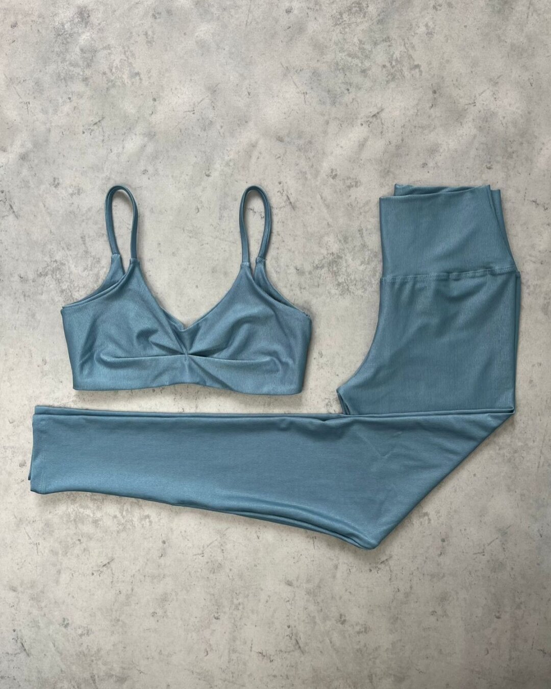 Legging Básica + Top Lívia - Compressão Azul Caribe