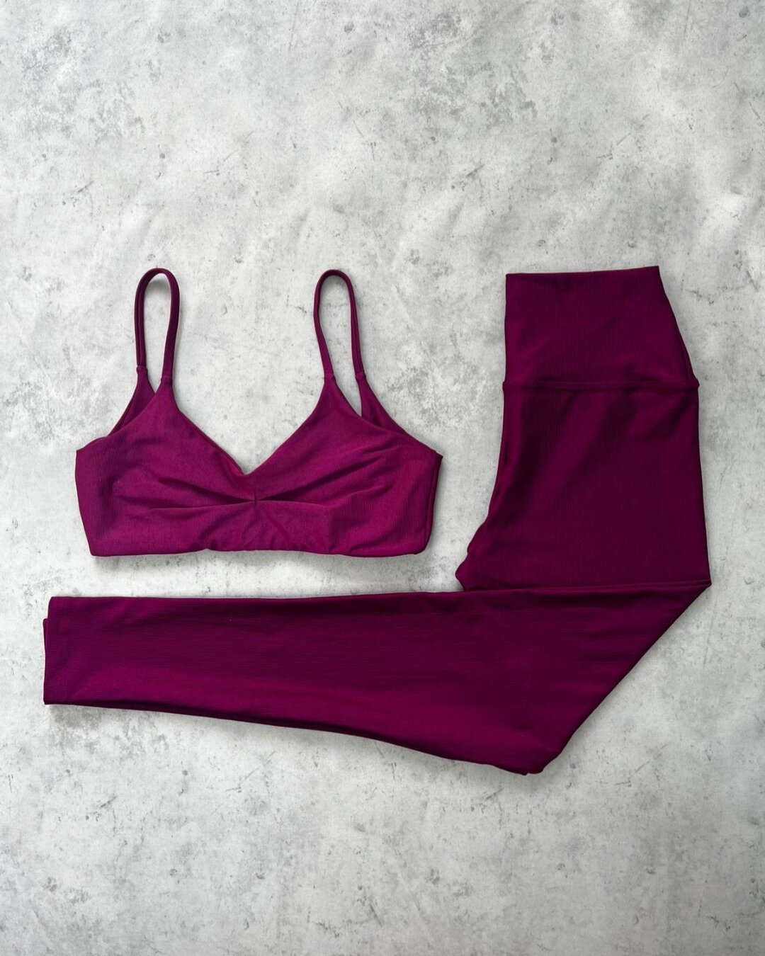 Legging Básica + Top Lívia - Compressão Berinjela