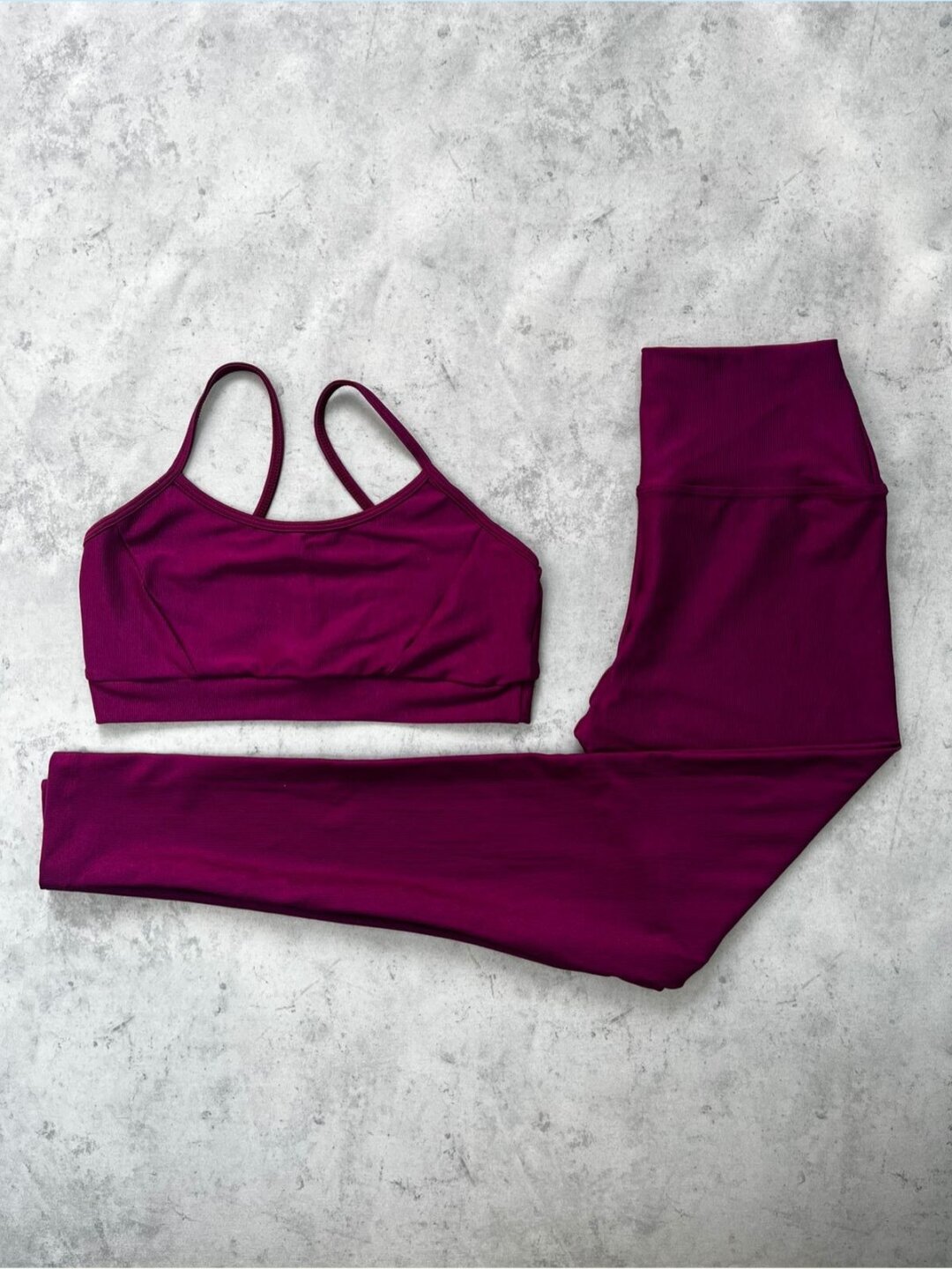 Legging Básica + Top Manu – Compressão Berinjela