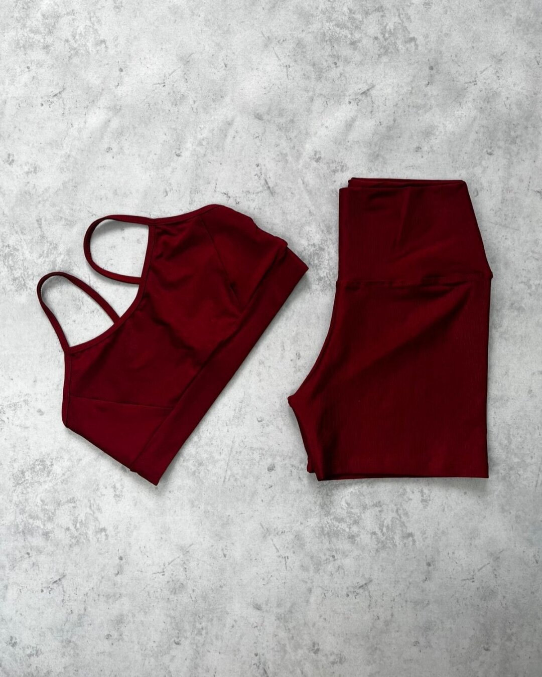 Short Básico + Top Manu – Compressão Dark Cherry