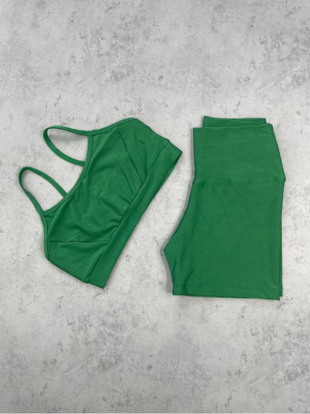 Short Básico + Top Manu – Compressão Verde Folha