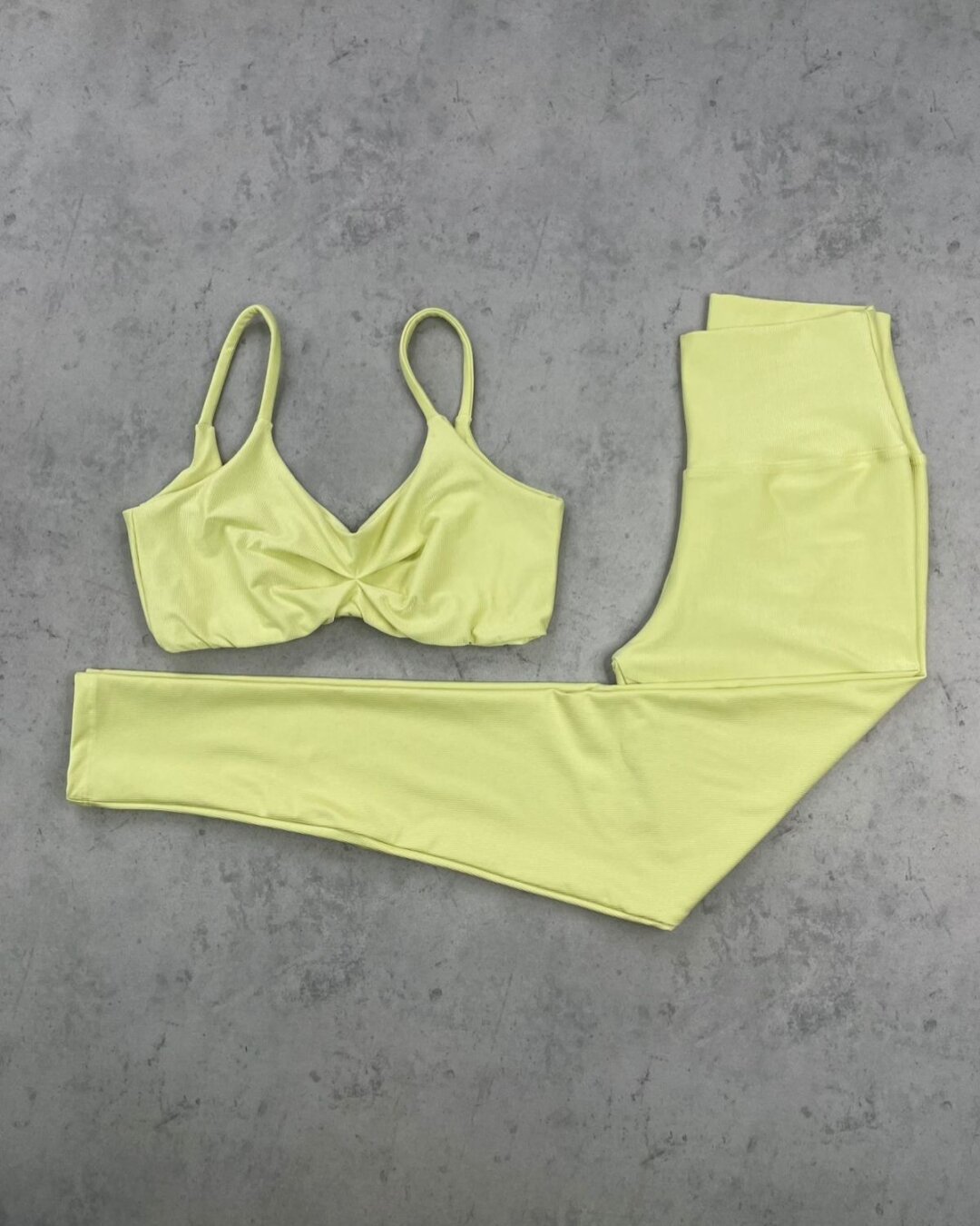 Legging Básica + Top Lívia - Compressão Carambola