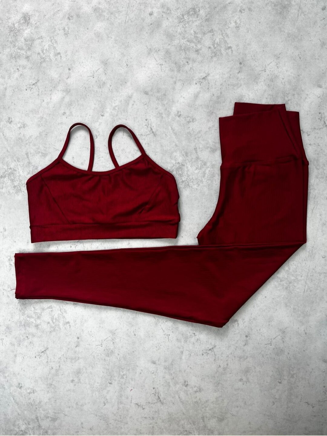 Legging Básica + Top Manu – Compressão Dark Cherry